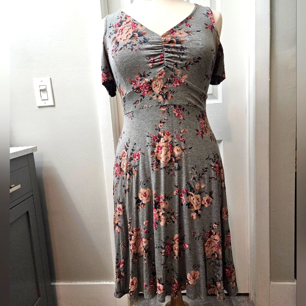 NWOT Torrid jersey floral dress size 0
